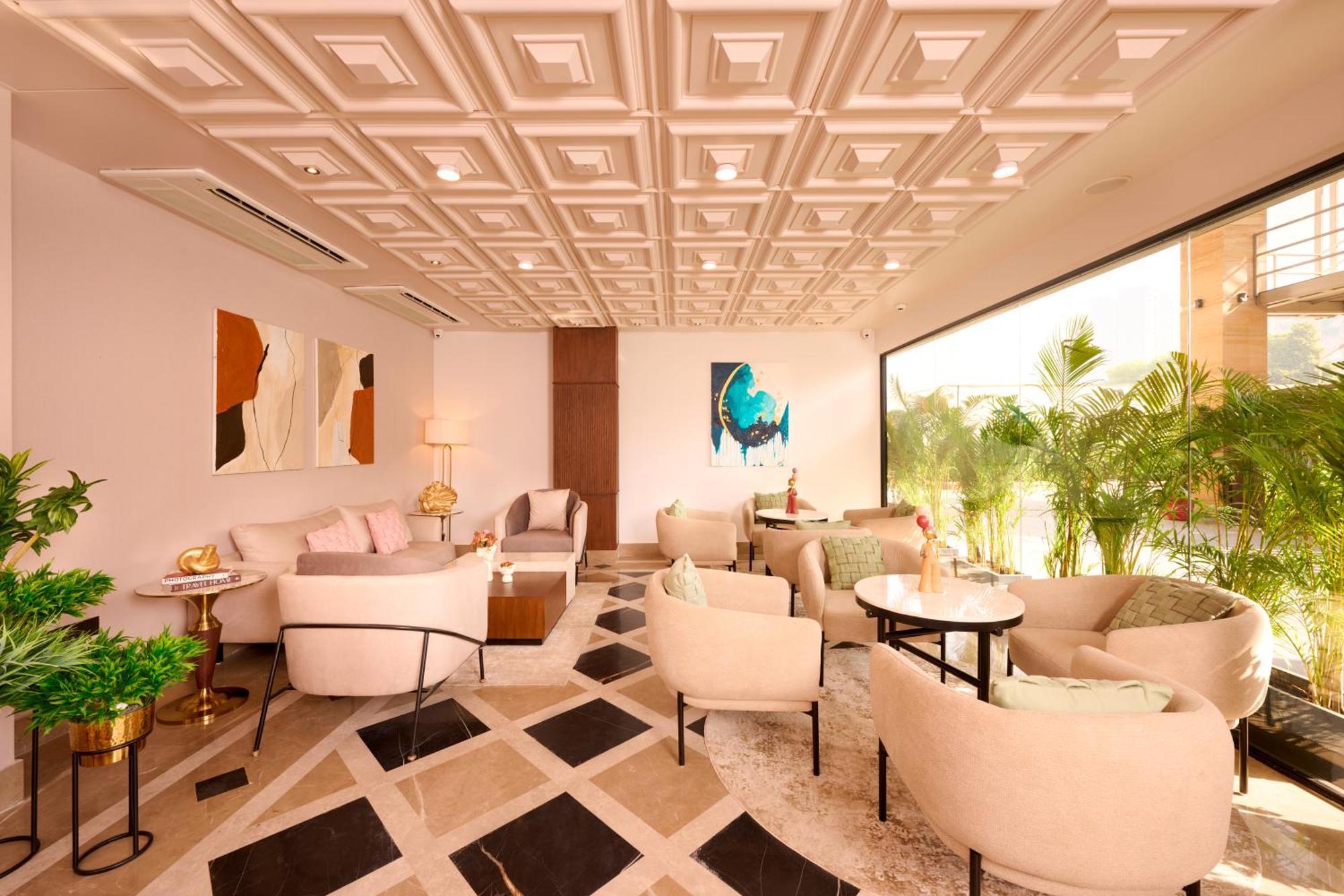 Iris Sarovar Portico グルガウン エクステリア 写真