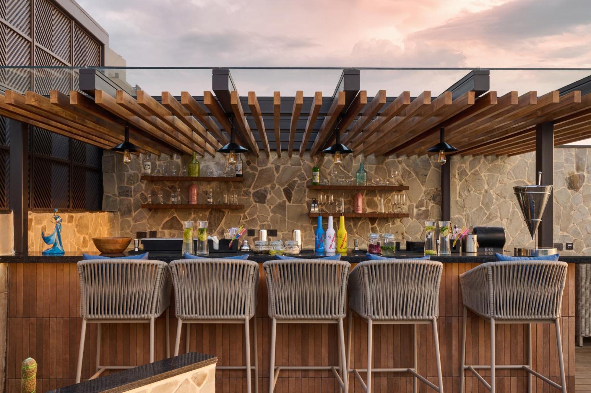 Iris Sarovar Portico グルガウン エクステリア 写真